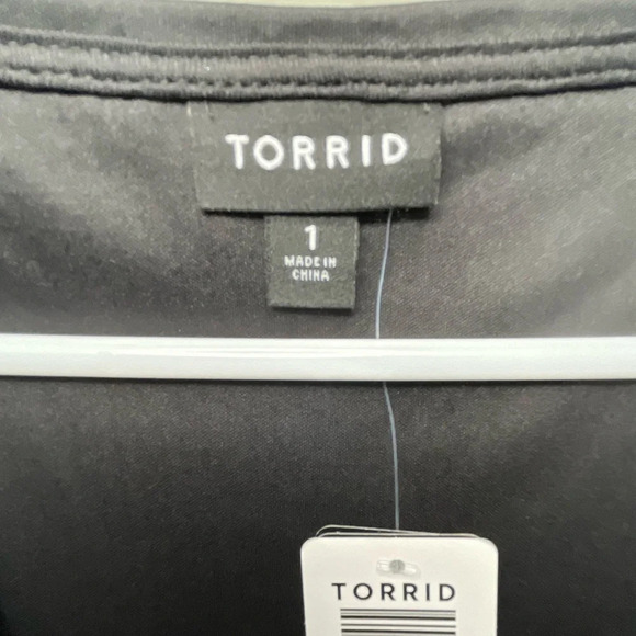 Torrid Lily Babydoll Sequin Surplice Blouse Black Peplum Size 1x Sparkly Party - Picture 3 of 8